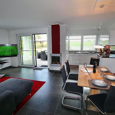 Ferien_Villa Pace เกอห์เรน-เลบบิน ภายนอก รูปภาพ